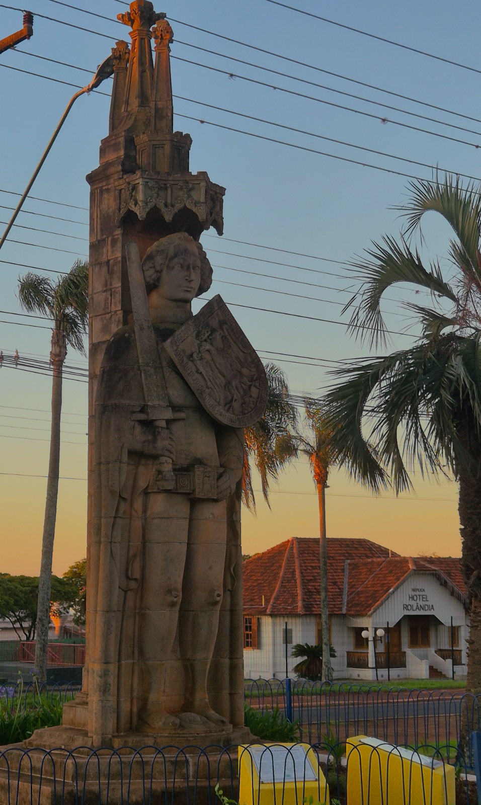 Roland: liberdades e justiça