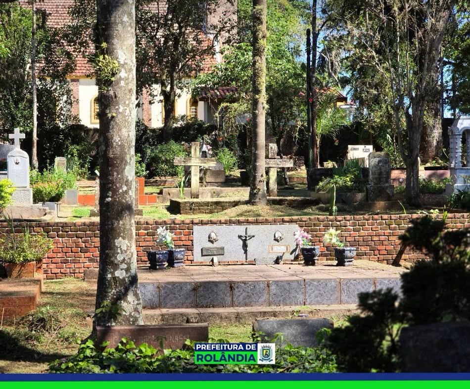 Cemitério São Rafael recebe serviços de limpeza e roçagem